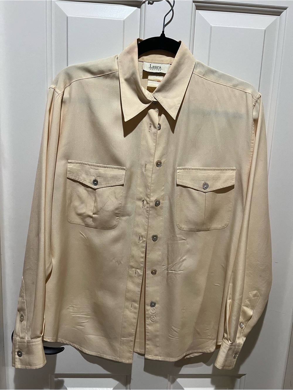 Laura Cream Button-Front Utility Blouse 100 % silk